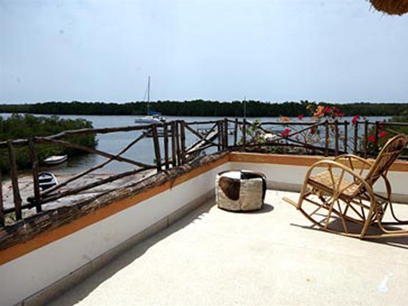 Keur Saloum Hotel Toubakouta Exterior photo